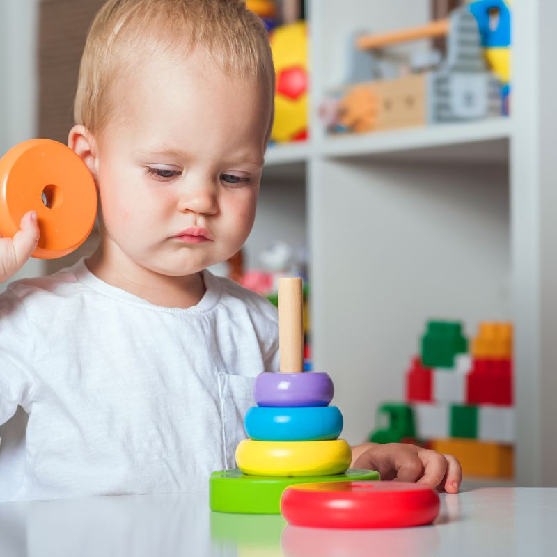 Como Brinquedos Montessori de Madeira Podem Transformar o Desenvolvimento Infantil: Benefícios e Dicas