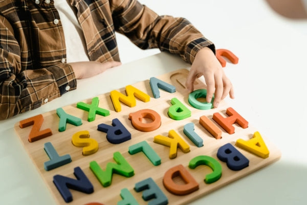 Black Friday Consciente: Como Escolher Brinquedos Educativos para Crianças com Autismo